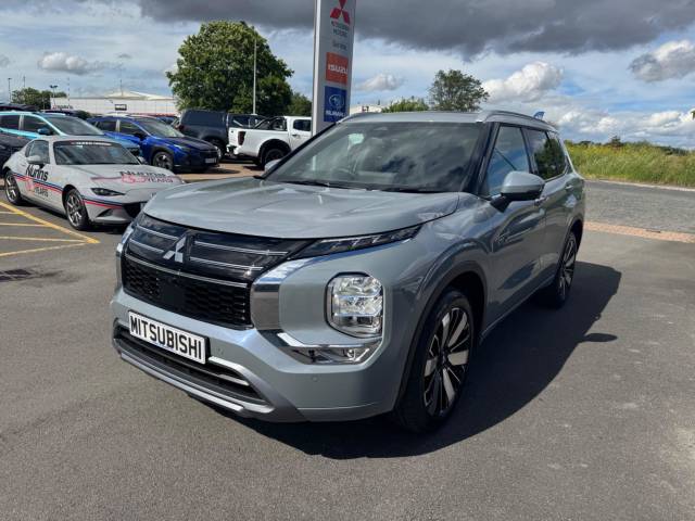 2026 Mitsubishi Outlander 2.4 22.7kWh Diamond CVT 4WD Euro 6 (s/s) 5dr