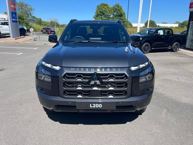 Mitsubishi L200 2.4 Bi-Turbo Barbarian Auto 4WD Euro 6 (s/s) 4dr
