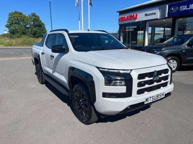 Mitsubishi L200 2.4 Bi-Turbo Barbarian Auto 4WD Euro 6 (s/s) 4dr Pickup Diesel White Diamond