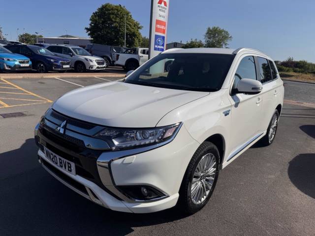 2020 Mitsubishi Outlander 2.4h TwinMotor 13.8kWh Dynamic CVT 4WD Euro 6 (s/s) 5dr