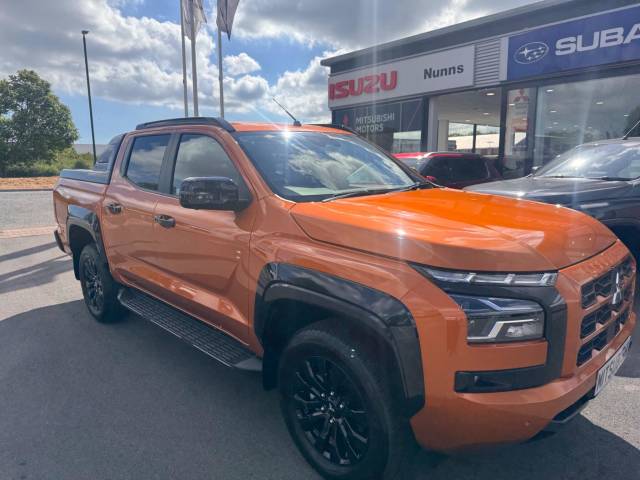 Mitsubishi L200 2.4 Bi-Turbo Barbarian Auto 4WD Euro 6 (s/s) 4dr Pickup Diesel Yamabuki Orange