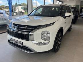 MITSUBISHI OUTLANDER at Nunns Mitsubishi Grimsby